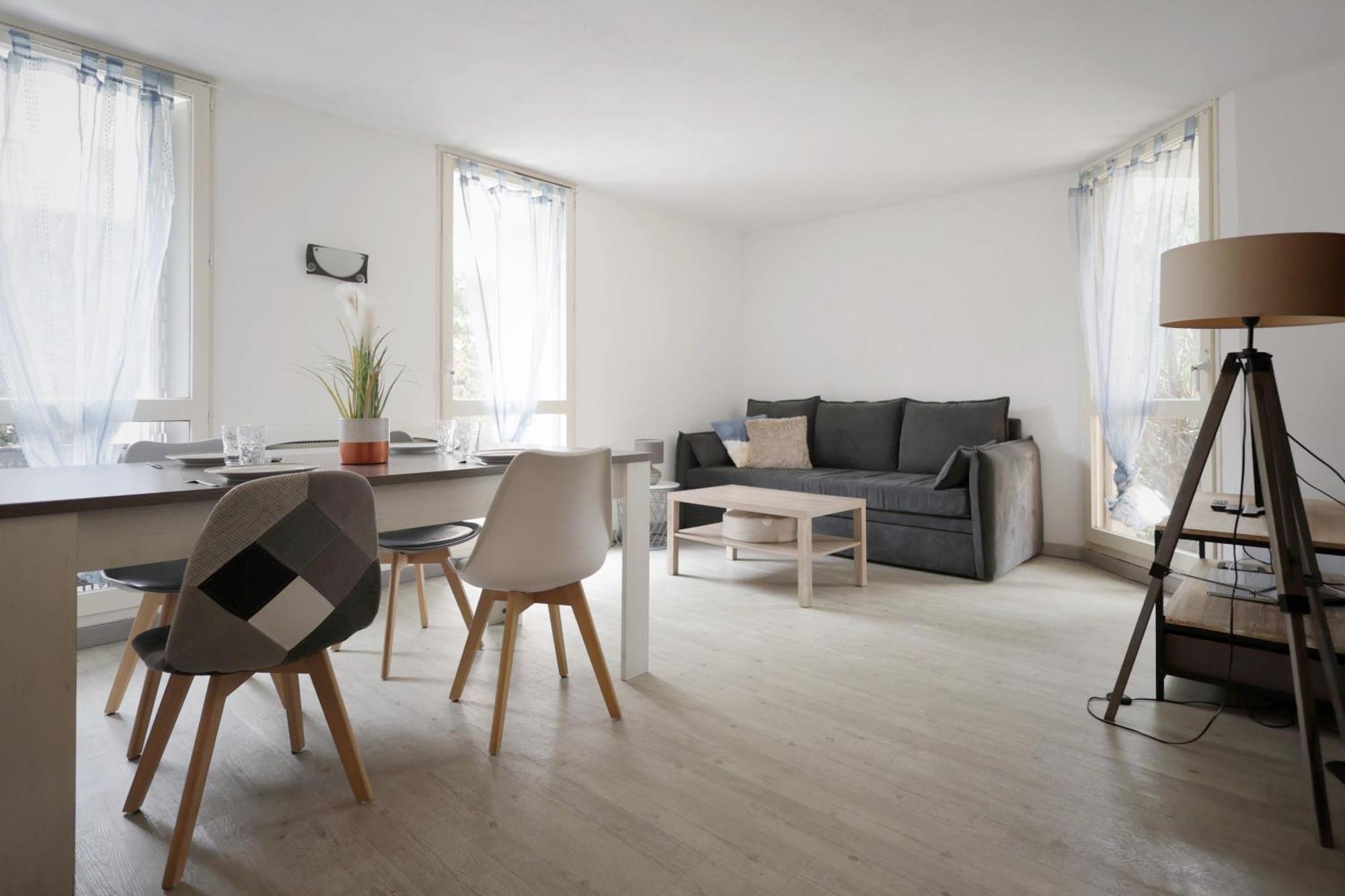 Appartement Familial Avec Jardin Ensoleille Dans La Cite Des Potiers Vallauris Bagian luar foto