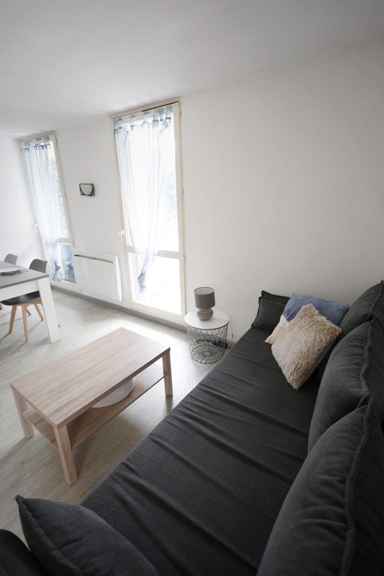 Appartement Familial Avec Jardin Ensoleille Dans La Cite Des Potiers Vallauris Bagian luar foto